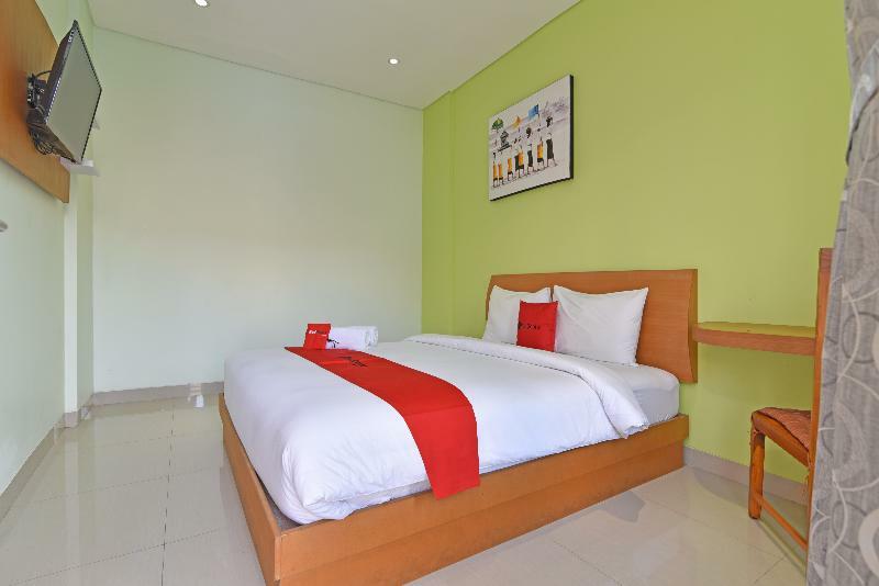 Reddoorz Plus @ Mahendradatta Denpasar Exterior foto